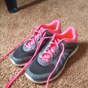 Champion Athletic Shoes